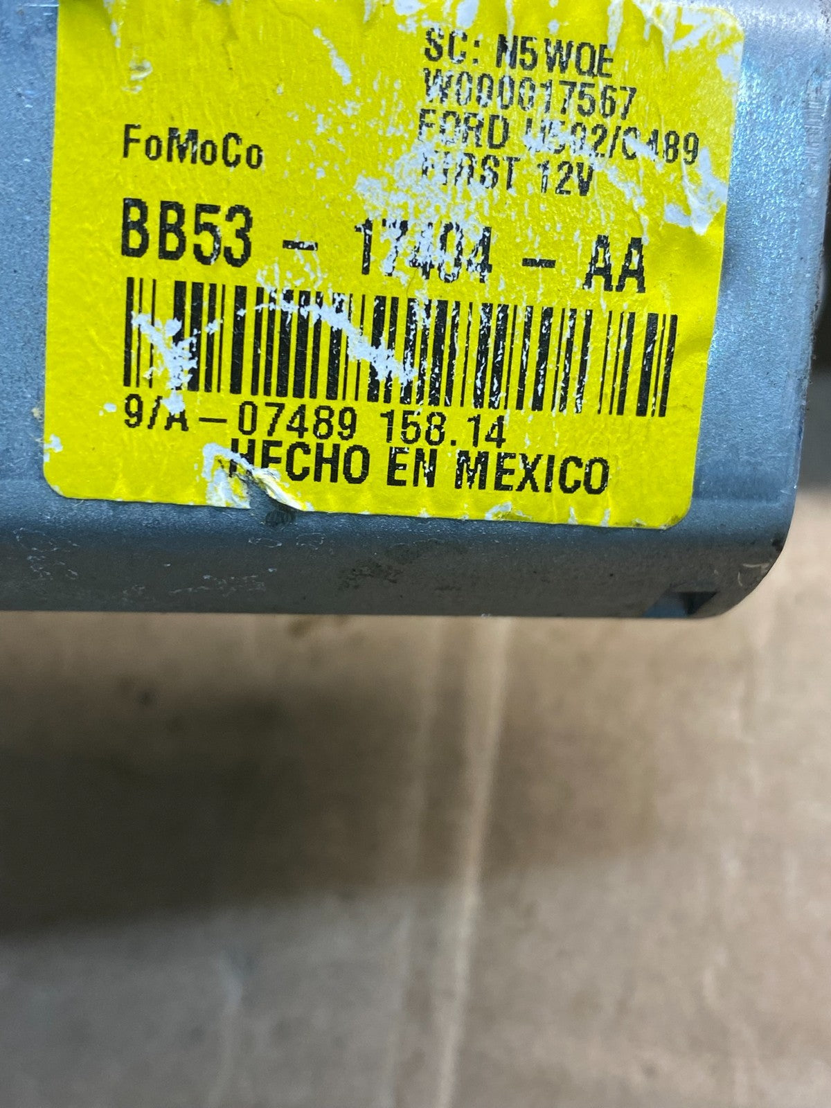 2011 to 2019 Ford Explorer Rear Windshield Wiper Motor AE8241 DG6