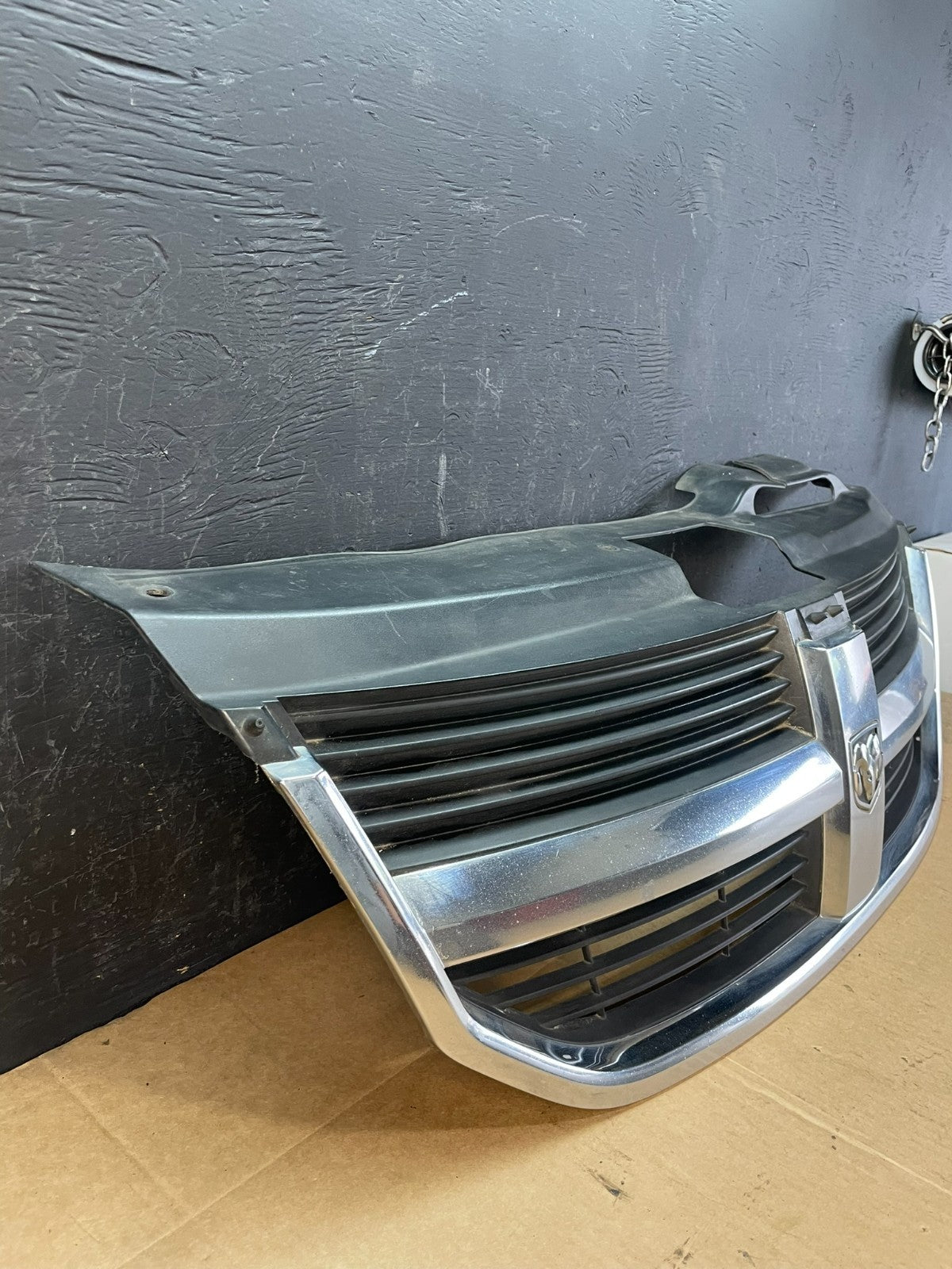 2009 to 2010 Dodge Journey Chrome Front Upper Grill Grille AC5066 DG2