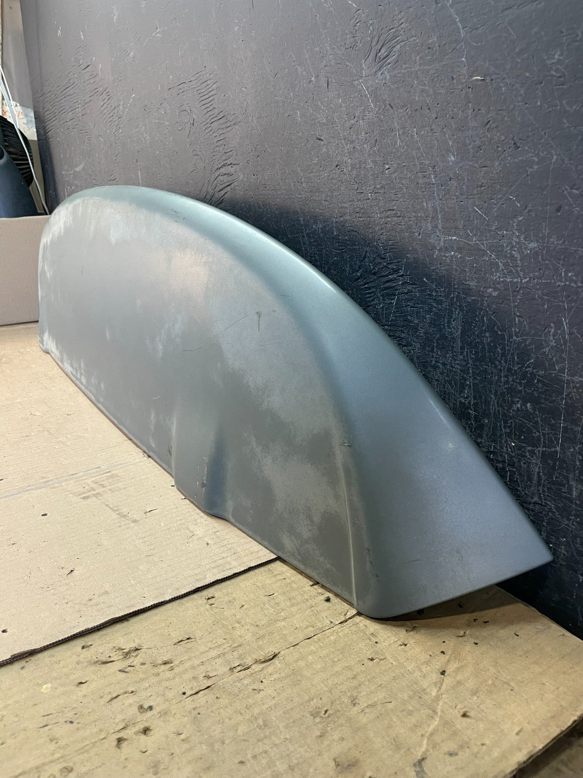 2011 to 2017 Infiniti QX56 Rear Tailgate Liftgate Spoiler Wing W Light AD8551 DG1