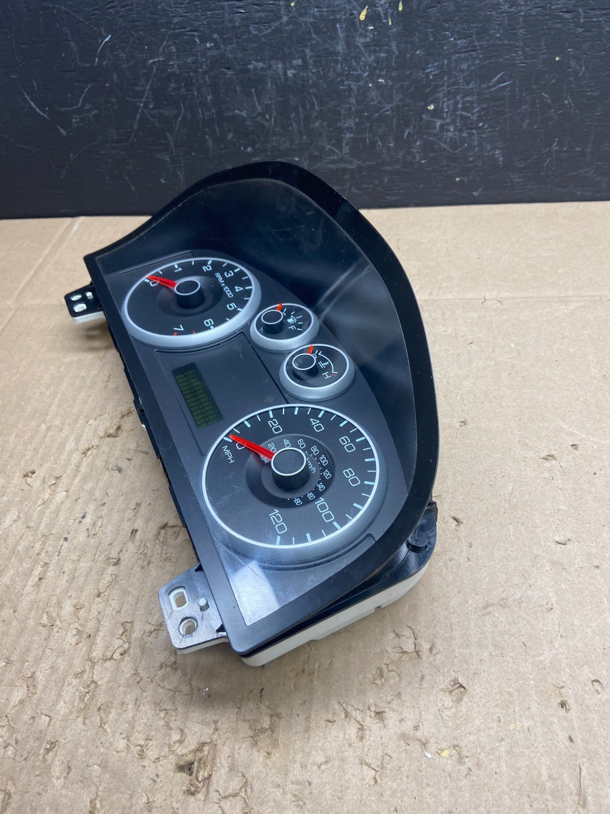 2009  Ford Fusion Instrument Speedometer Gauge Cluster OEM ab9743 DG2