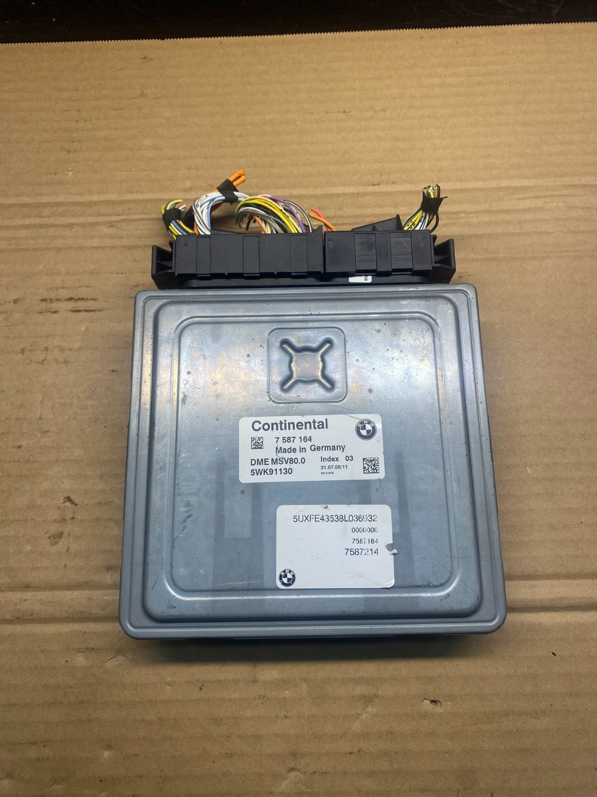 2007 - 2011 BMW 328i 528i E90 ECM ECU Engine Computer 7587164 AE4745 DW0