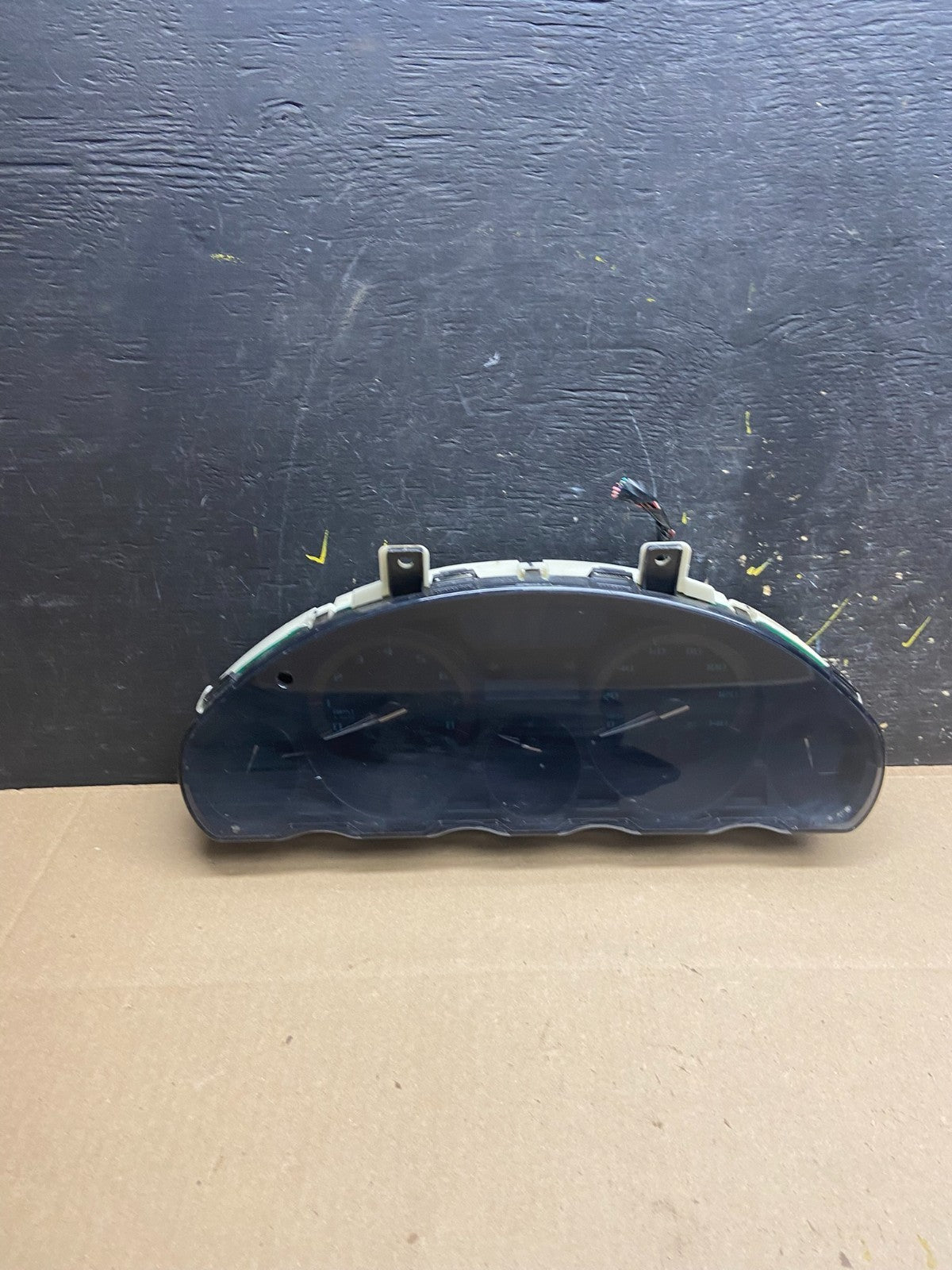 2014 2015 2016 GMC Acadia Speedometer Cluster T9140 DG0