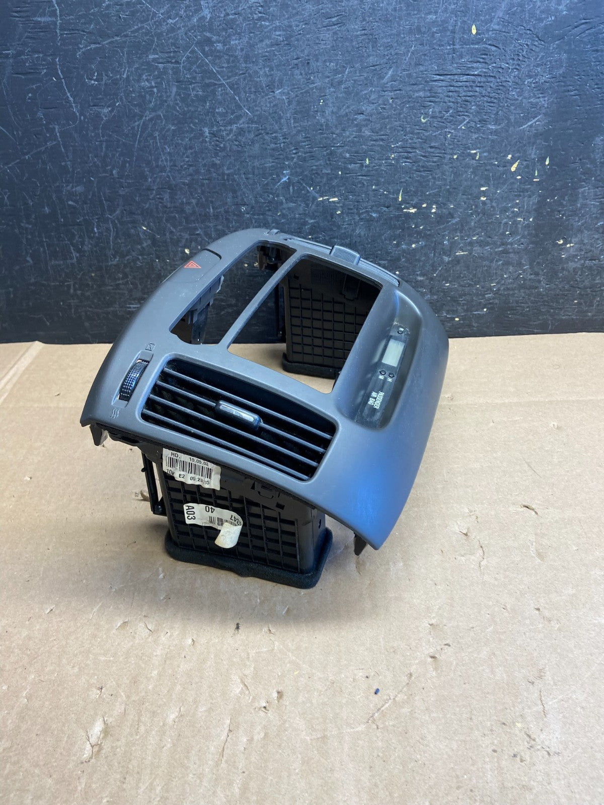 2007-2010 Hyundai Elantra Radio Heat AC Climate Control Air Vent Bezel AI6312 DW2