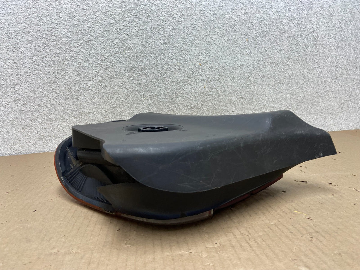 1995-1999 BMW E36 318ti Compact Hatchback Left Driver LH Tail Light OE AG5895 DG5