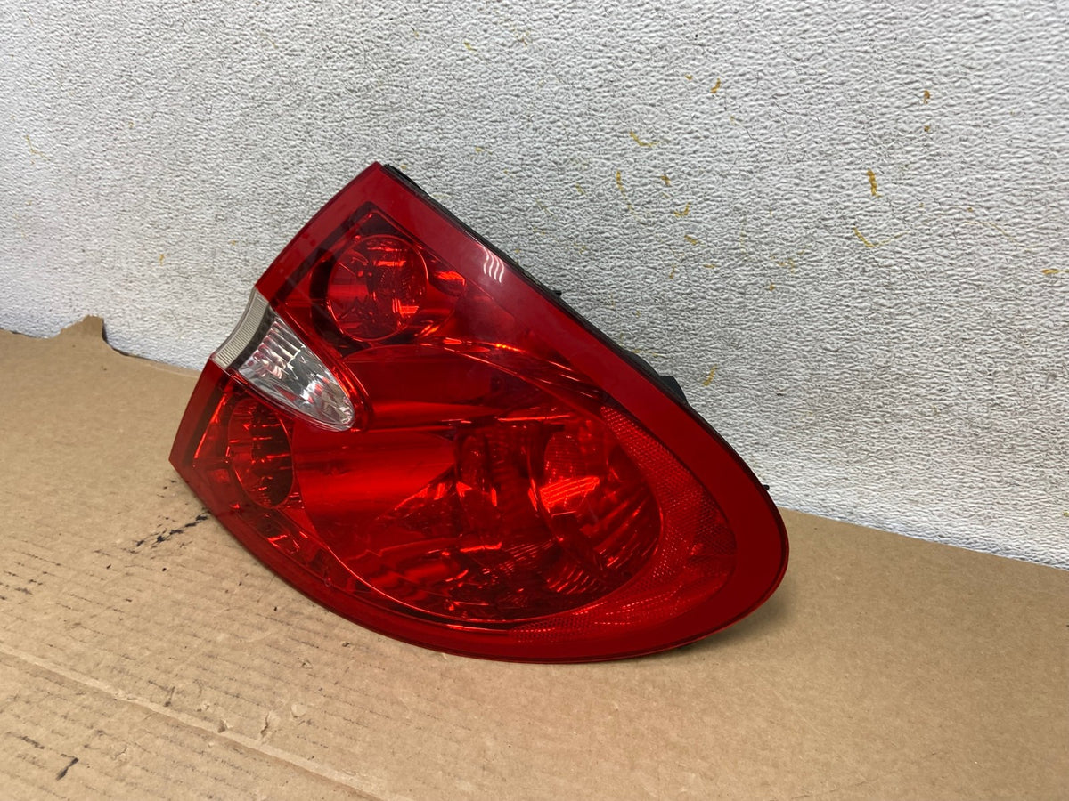 2005 to 2009 Buick Lacrosse Right Passemger RH Side Tail Light AH7855 LK2