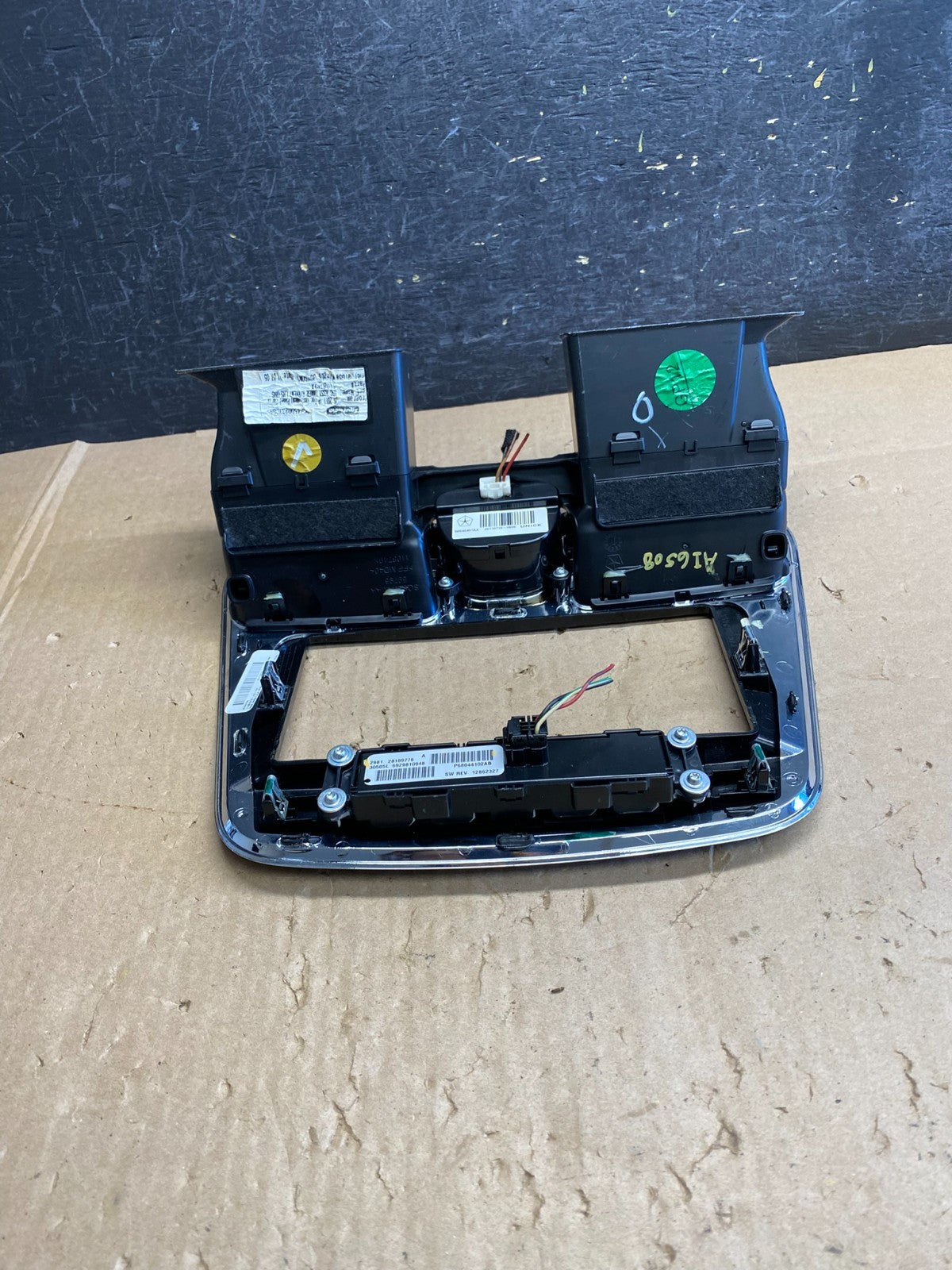 2011-2014 Chrysler 200 Dash Radio Bezel Trim Clock Hazard Bezel AI6508 DW3