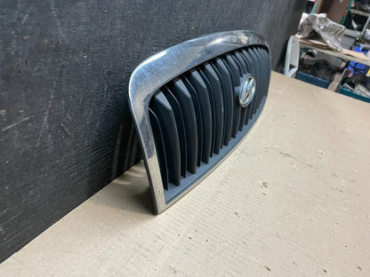 2001 to 2005 Hyundai Sonata Front Upper Grille Grill Bumper i7548 OEM DG2