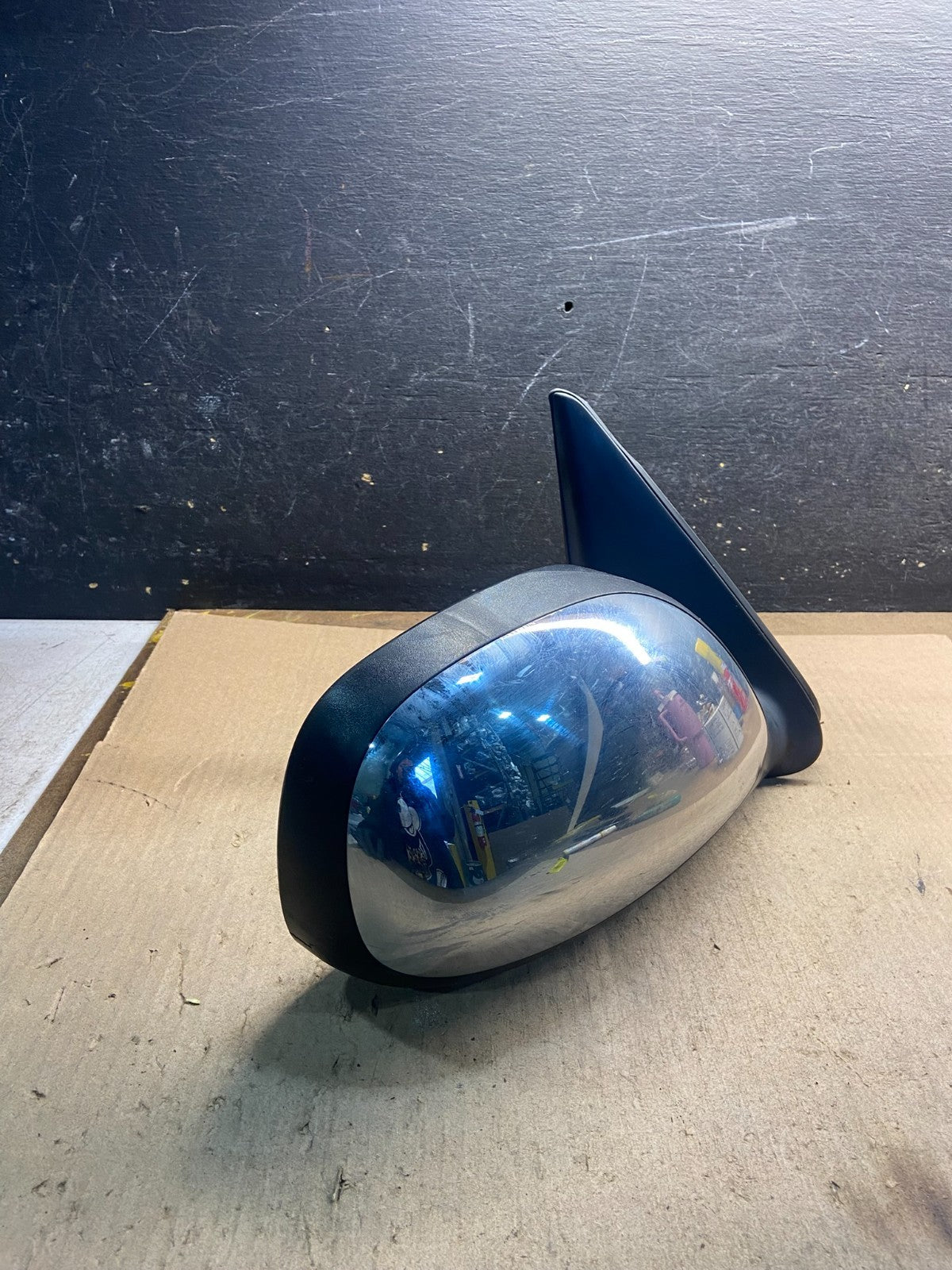 2000 to 2006 Toyota Tundra Right Passenger RH Side Door View Mirror Z8854 MS1