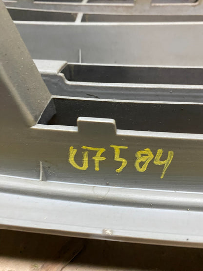 1998 1999 Isuzu Trooper Front Upper Grill Grille U7584 DG13
