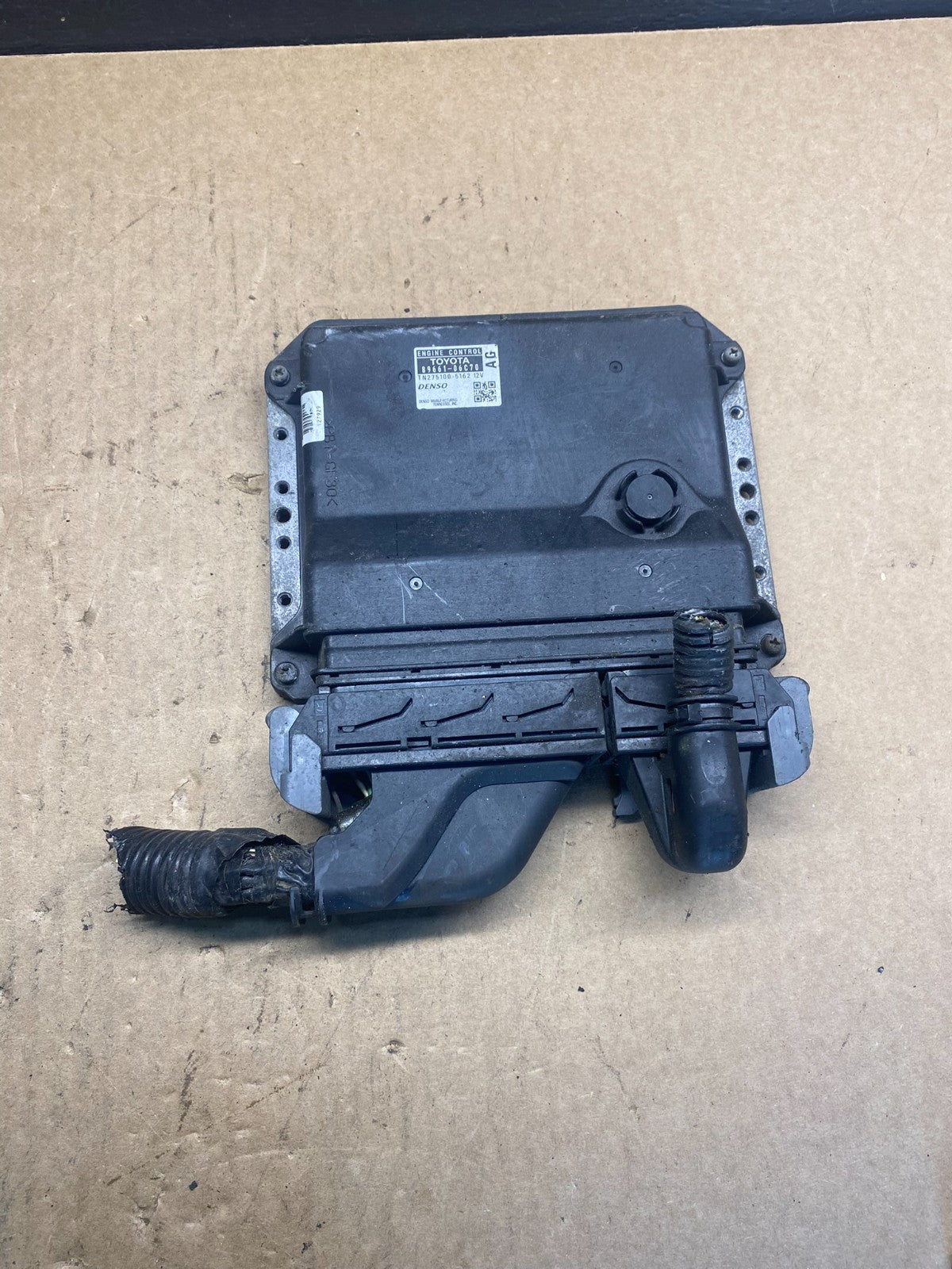 2007 Toyota Camry Electronic Engine Control Module ECU ECM AG6098 DG0