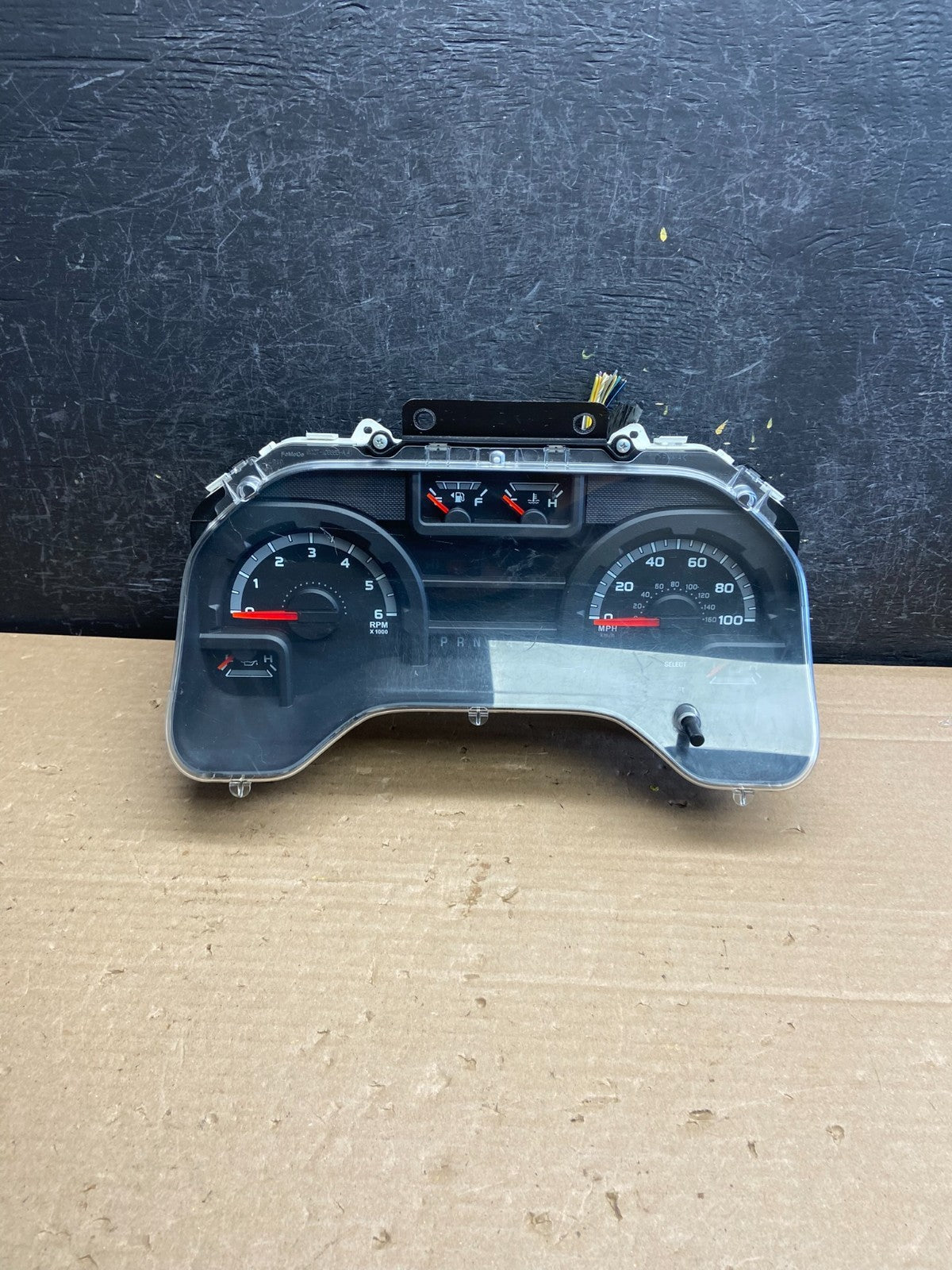 2016 2017 Ford E350 Gauge Speedometer Cluster AG0318 DG0