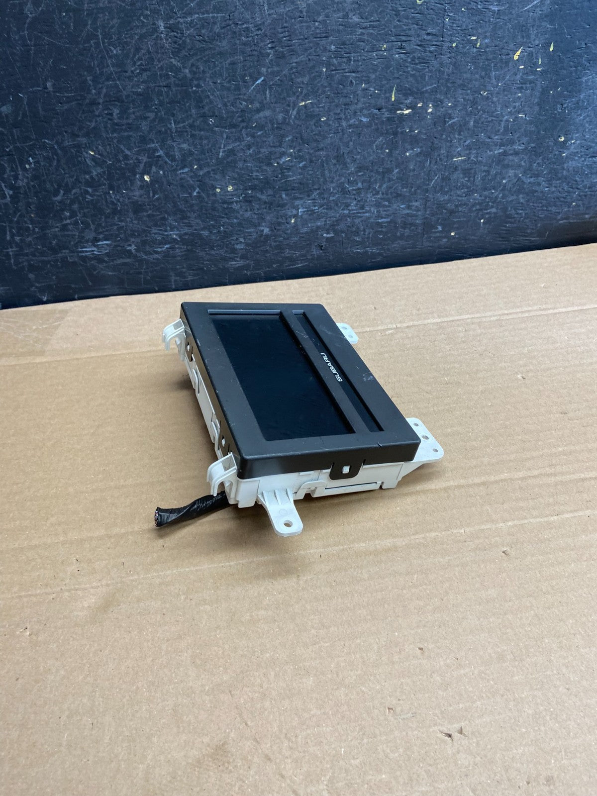 2008 2014 Subaru Tribeca Radio Player Information Screen Display AG4993 DG1