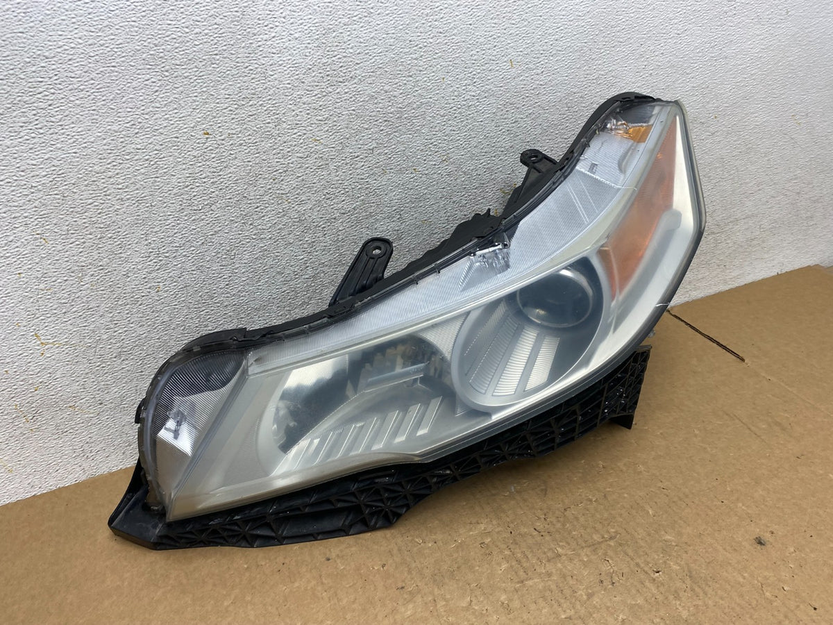 2009 to 2011 Acura TL Headlight Left Driver LH Side Xenon HID AI3406 DW2
