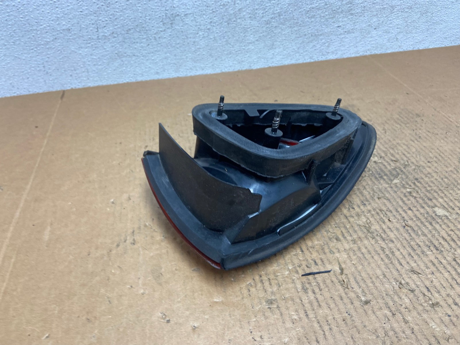1997 1998 1999 Chevrolet Cavalier Right Passenger RH Tail Light AE1564 LK5