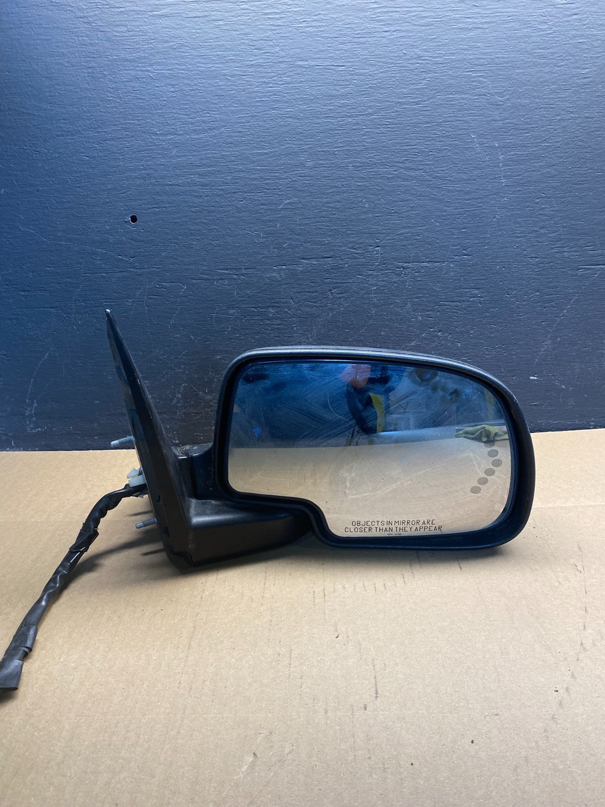 2003-2006 Chevrolet Tahoe Suburban Right Passenger Turn Door Mirror AC2436 MS8