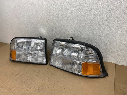 1998-2005 Blazer S10 GMC Jimmy Left+Right Set Headlight AE6764 DG1