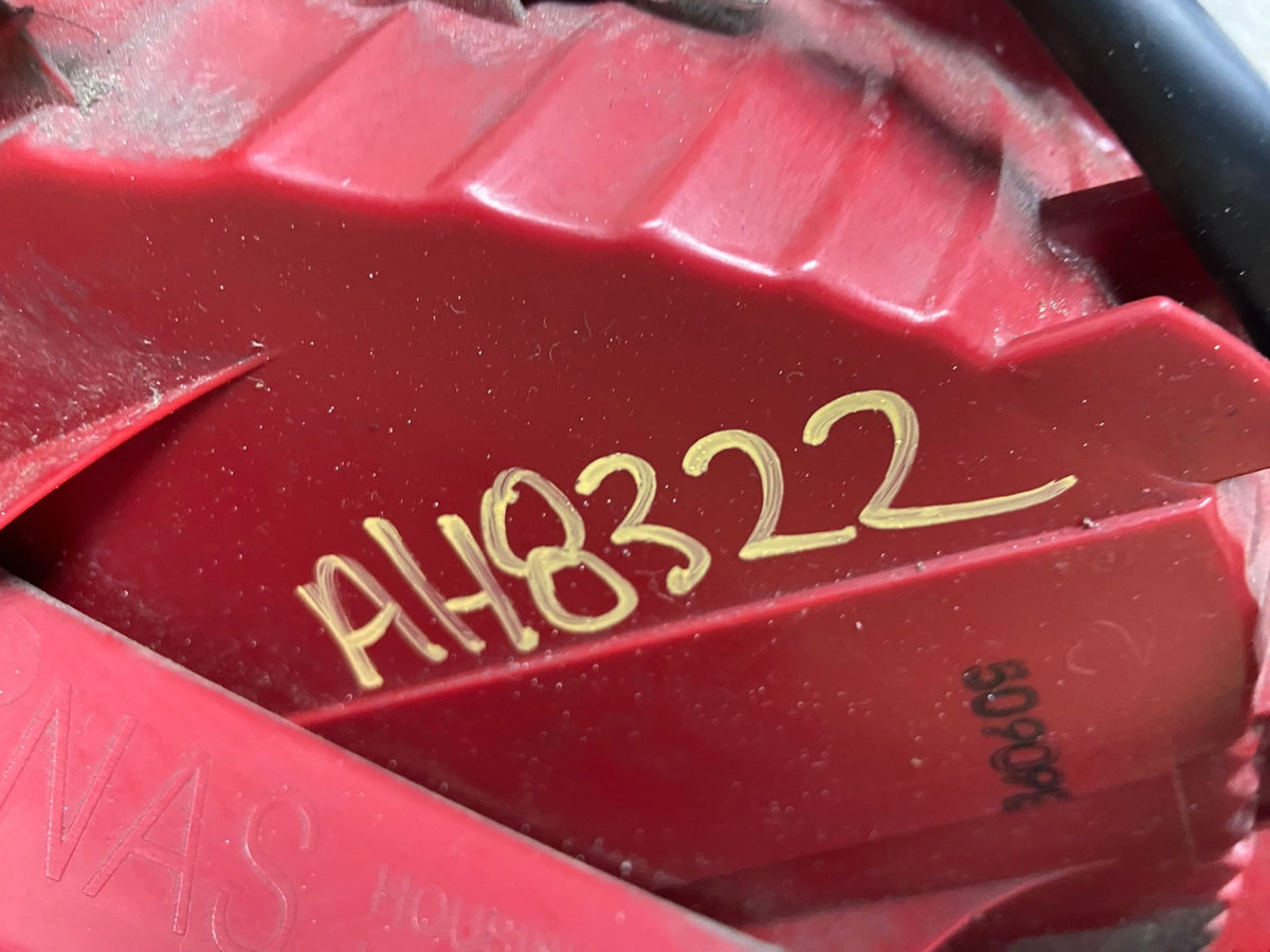 2005 to 2008 Kia Sportage Left Driver Side LH Side Tail Light AH8322 LK6