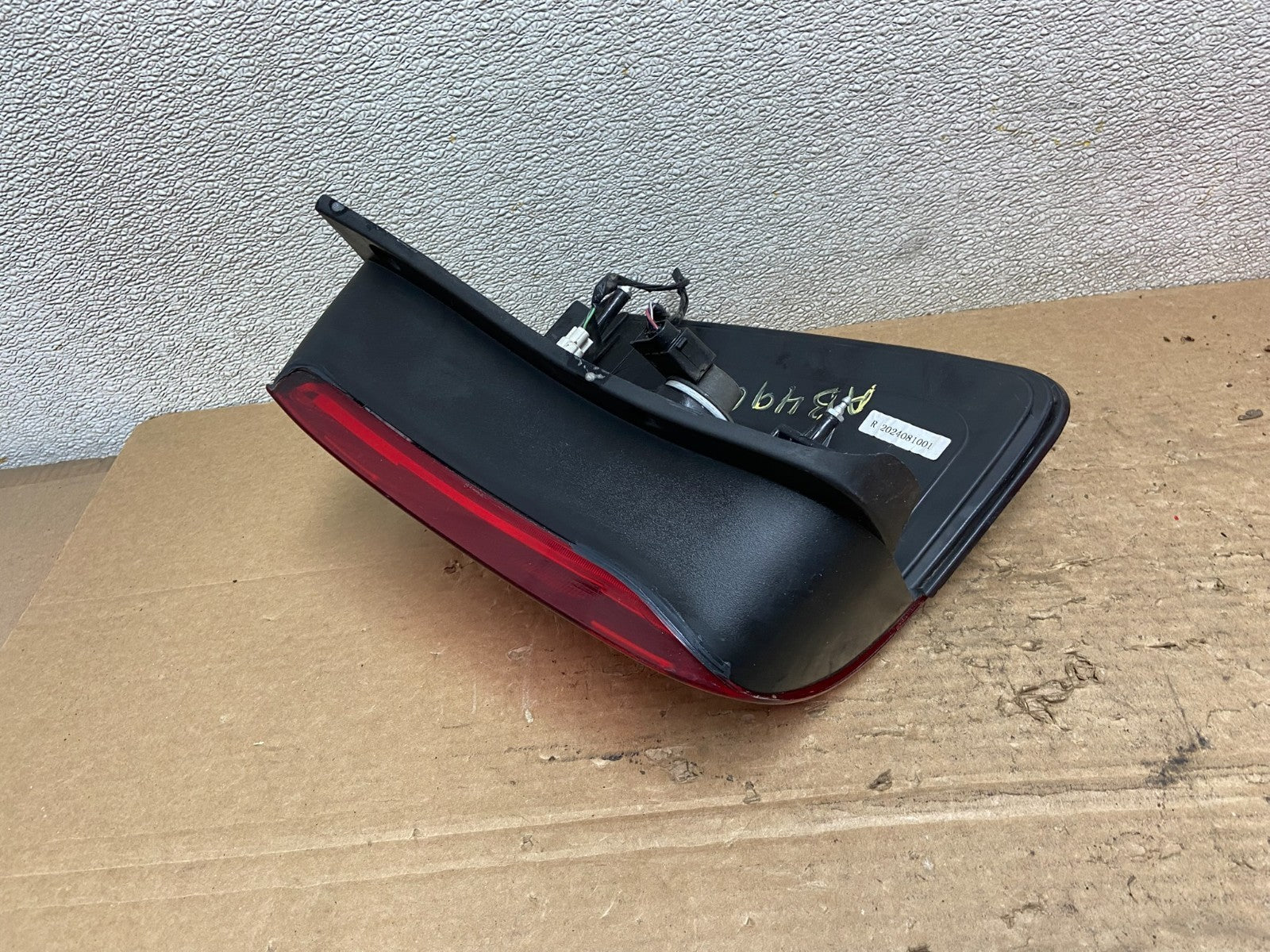 2008 to 2012 Ford Escape Right Passenger RH Side Tail Light AB4960 LK3