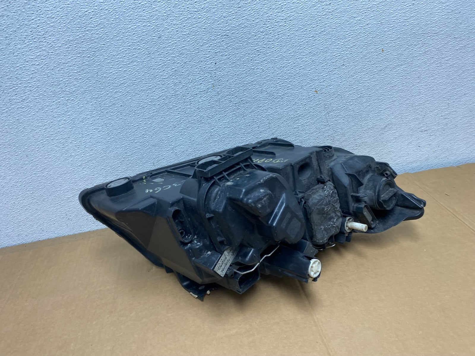 2009-2011 Bmw 3 Series 328i 4/D Sedan Left Driver Headlight Halogen AD0715 DW7