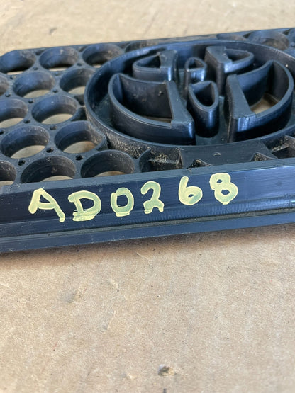 1996 1997 Toyota RAV4 Front Upper Grill Grille ad0268 DG5