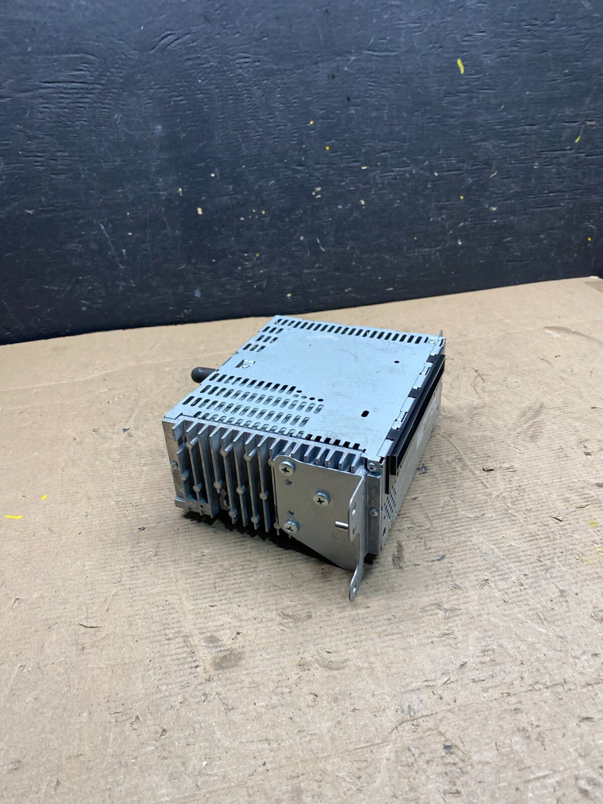 2011 Ford Explorer Audio Equipment Radio Receiver AM FM CD N9503 DG1