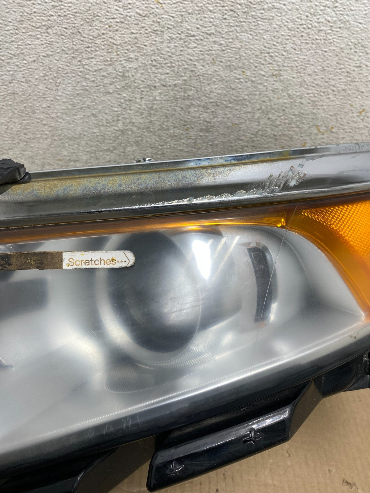 2011 to 2014 Ford Edge Front Left Driver Side Headlight Halogen AI9454 LK3