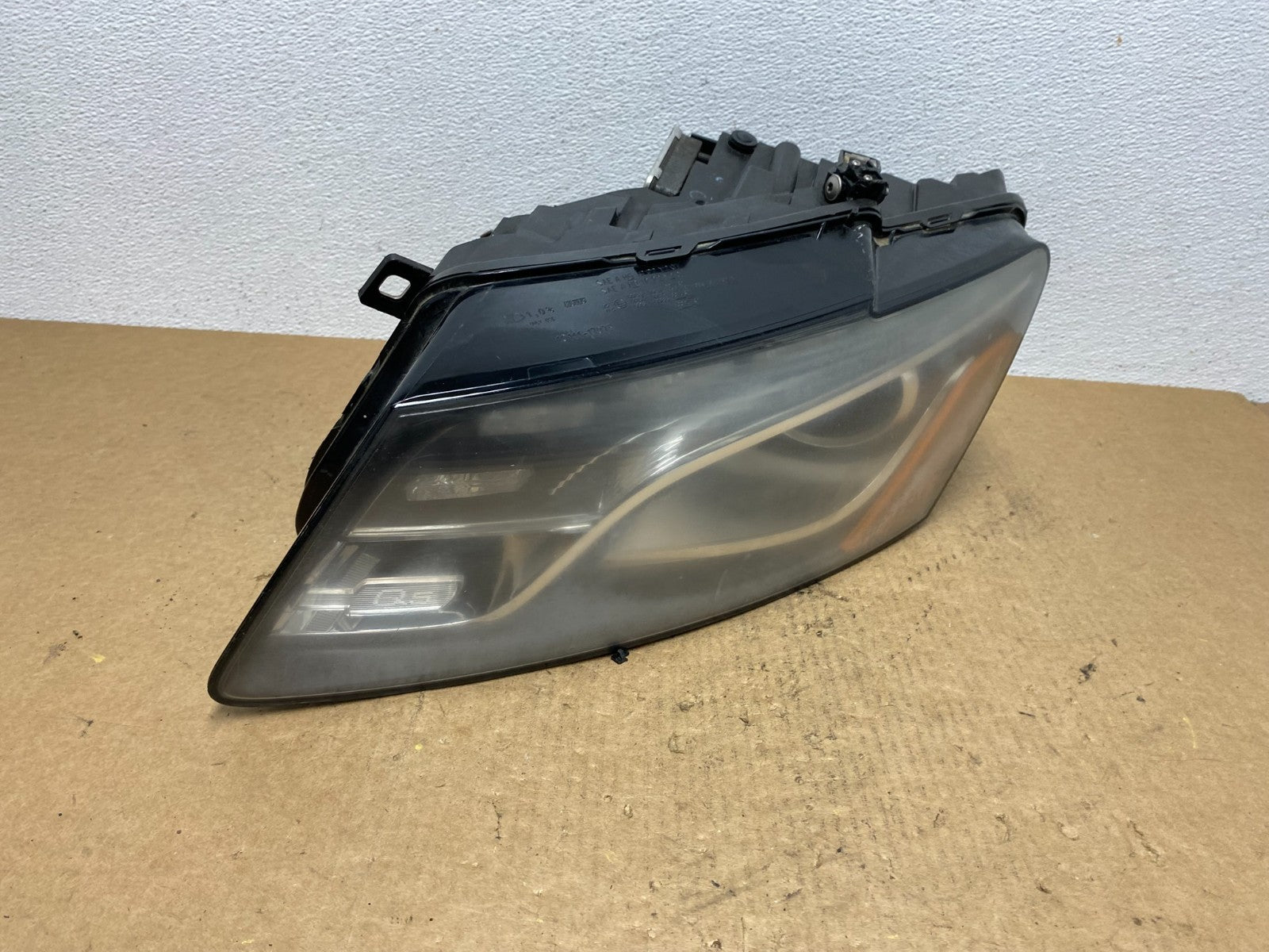 2009-2012 Audi Q5 Left Driver LH Side Xenon HID Headlight OEM AC3413 DW2