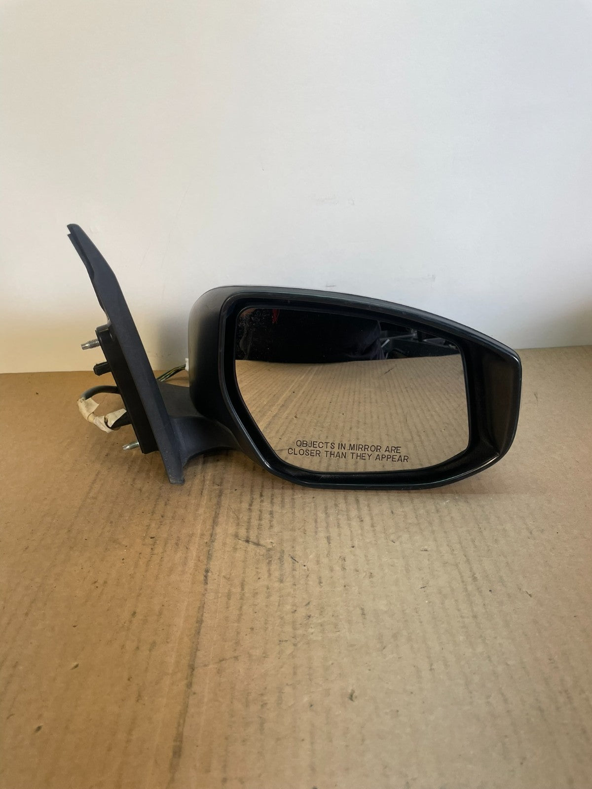 2013 to 2019 Nissan Sentra Right Passenger Side Door Mirror AF5514 DW8