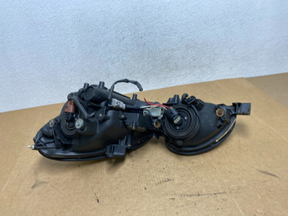2001 to 2005 Lexus GS430 Gs300 Right Passenger Headlight Halogen AE4820 DW5