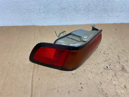 1997 1998 1999 Toyota Camry Tail Light Left Driver Rh Side AD3098 LK2