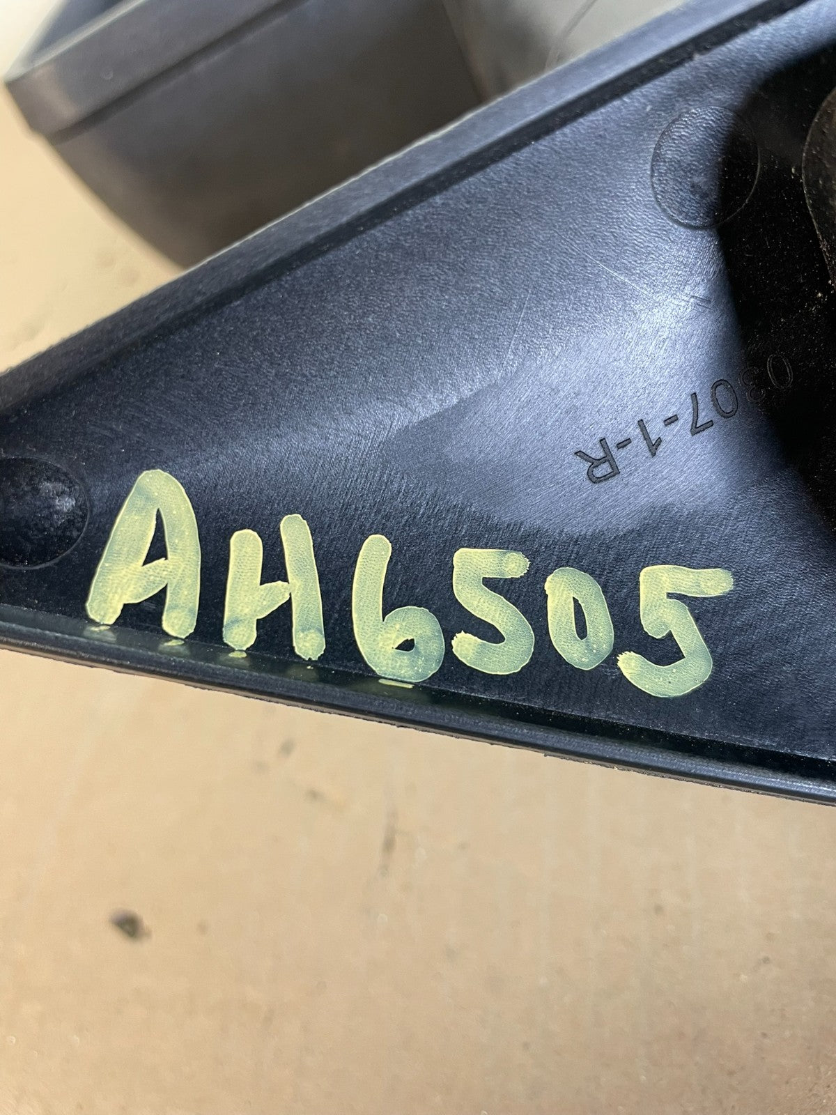 2003 2006 Chevrolet Silverado Sierra Right Passenger Tow Door Mirror AH6505 DG9