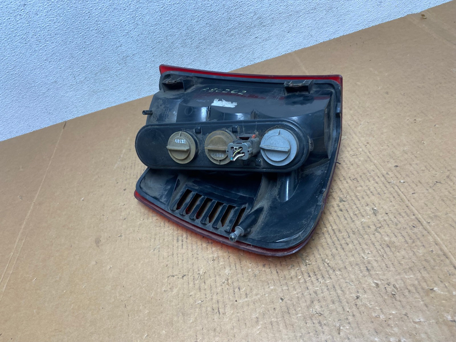 1999 - 2004 Jeep Grand Cherokee WJ Left Driver Lh Tail Light AE0262 LK5