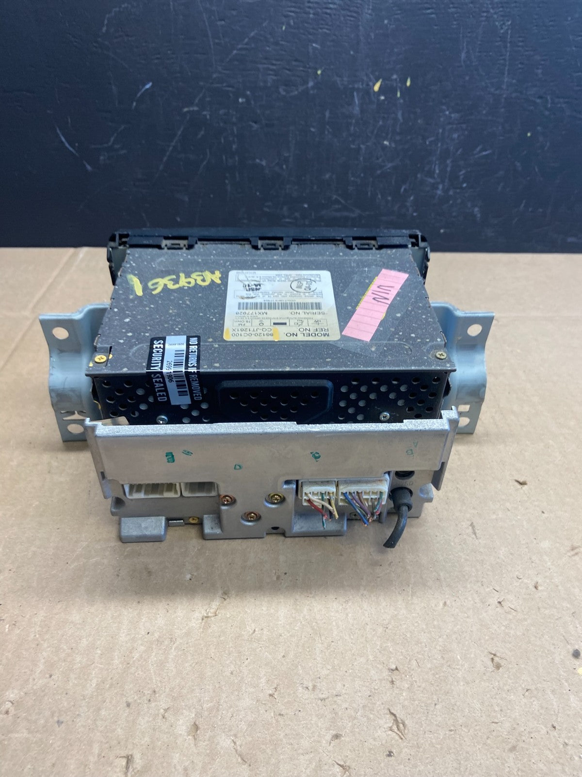2001 to 2004 Toyota Solara Sequoia AM/FM OEM Radio CD Player AB9361 DG3