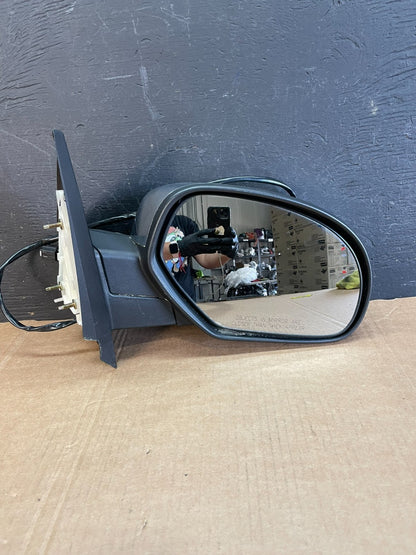 2007-2013 Chevrolet Tahoe Silverado Suburban Right Passenger Mirror AE8295 DW7