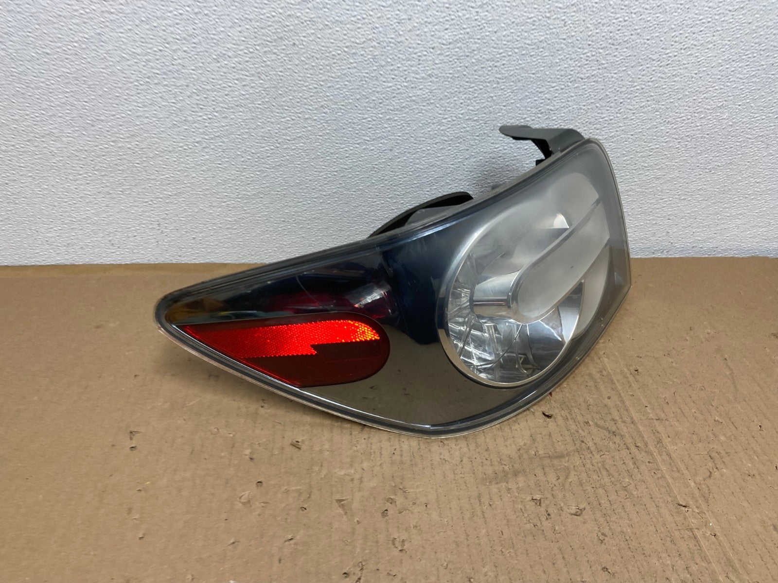2007 2008 2009 Mazda CX-7 Left Driver Lh Side Tail Light Oem AB6614 LK2
