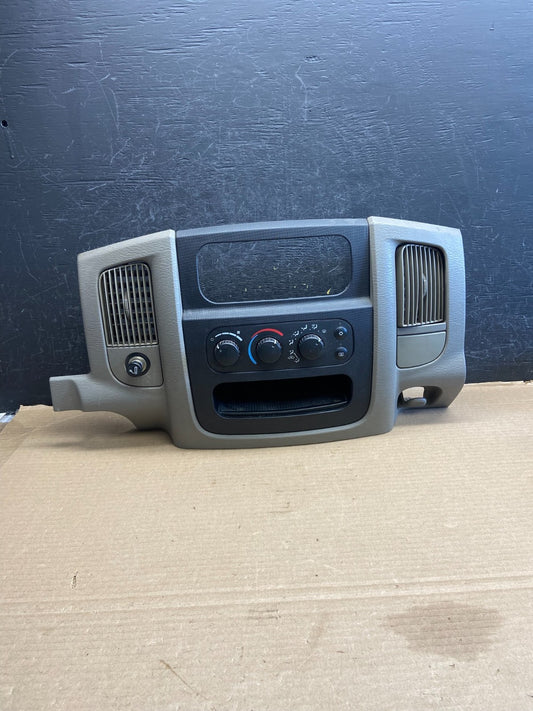 2002 to 2005 Dodge Ram Radio Climate Control Dash Air Vent Bezel Trim AH1341 DG0