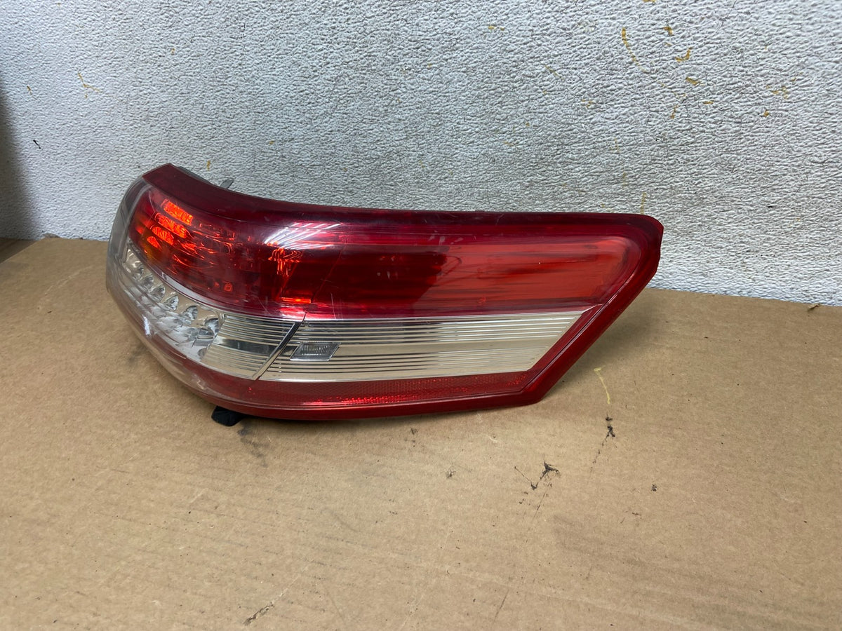 LED TRIM 2010 to 2011 Toyota Camry Right Passenger RH Tail Light AH4481 DW2