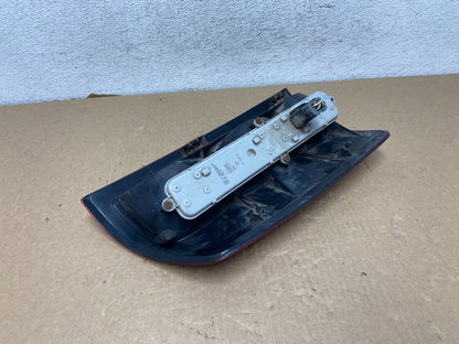 2002 to 2006 Dodge Ram 1500 Right passenger Rh side Tail Light AF7352 DW5