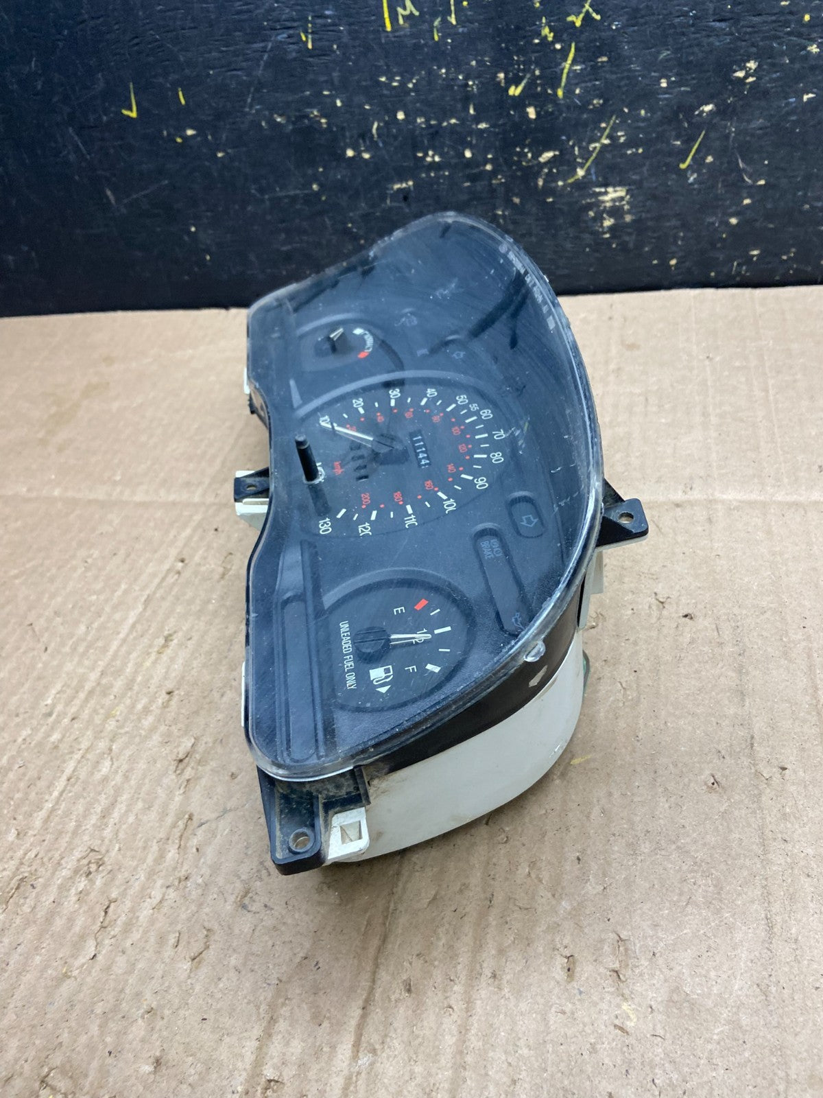 1995 to 1997 Ford Fusion Instrument Speedometer Gauge Cluster OEM AA8117 DG3