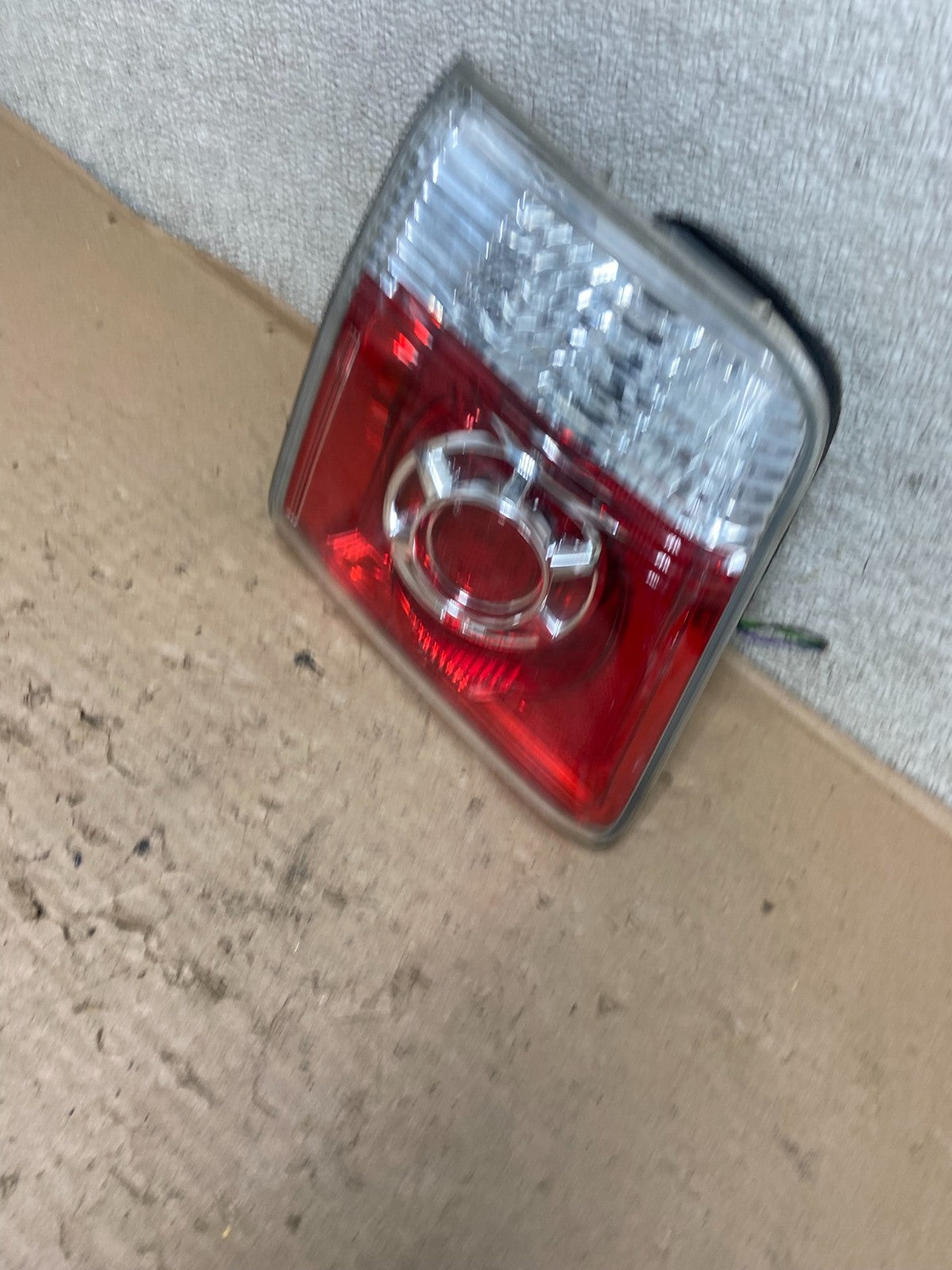 2007 to 2012 GMC Acadia Left Driver Lh Side Tail Light Inner Oem AB0865 LK1