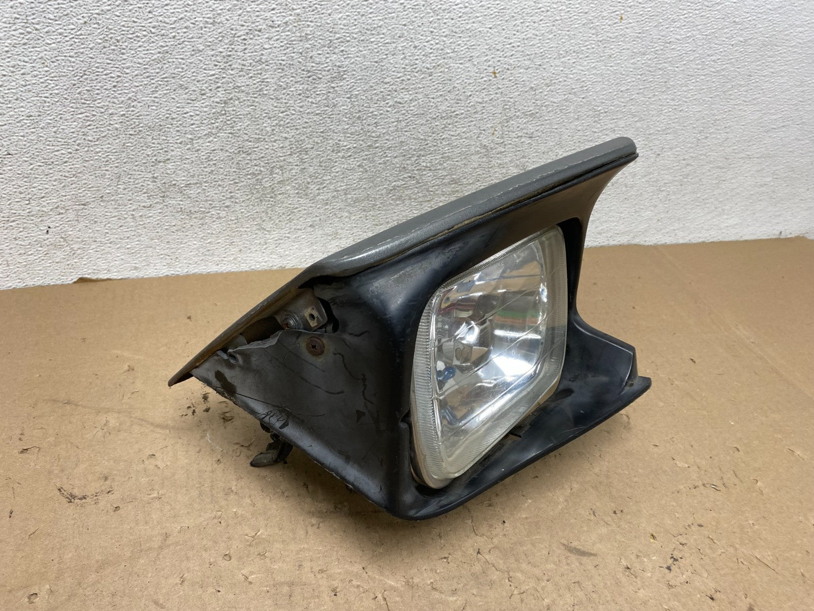 1989 to 1992 Ford Probe Right Pasenger RH Side Halogen Headlight AG4374 DG2