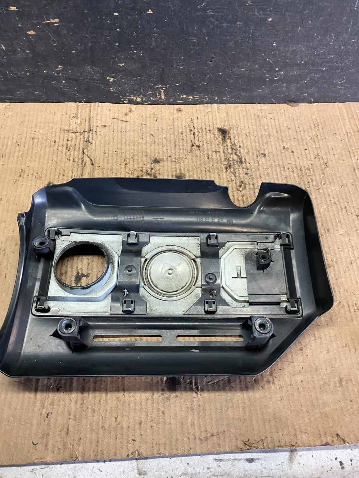 2005-2010 Volkswagen Mk5 2.0 TSI Passat Jetta Engine Cover Q0407 DG4