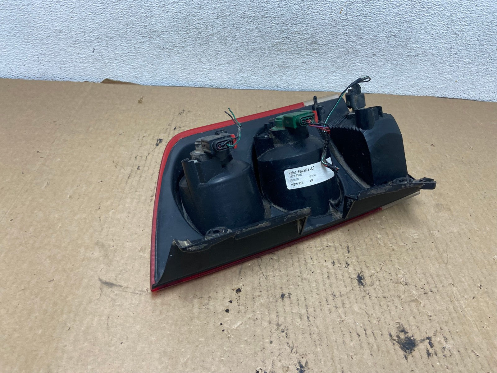 2005 to 2015 Nissan Armada Left Driver Lh Side Tail Light AG2132 LK4