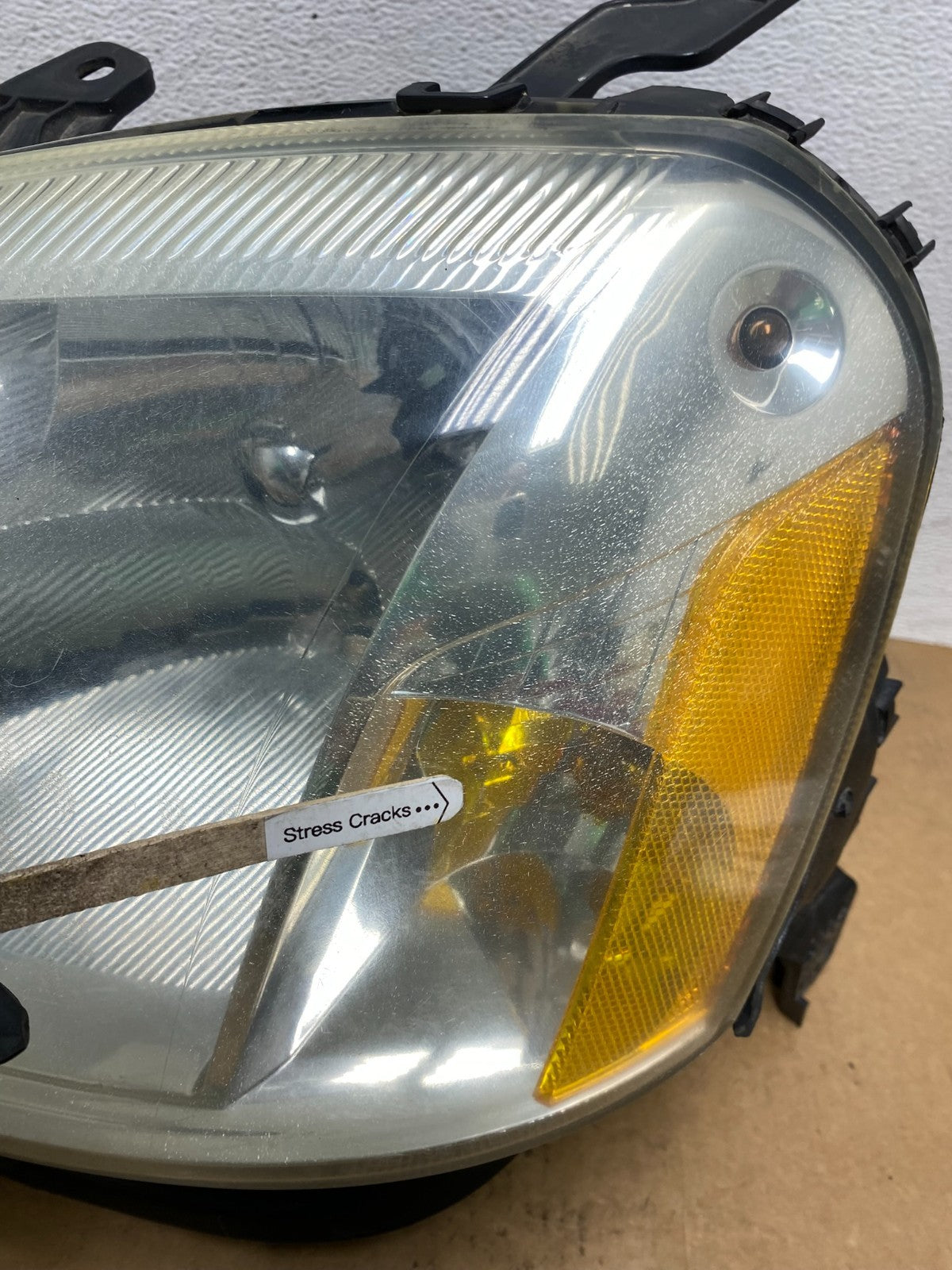 2005 2006 2007 Mercury Montego Left Driver LH Side Headlight Xenon HID AE3233 DW4