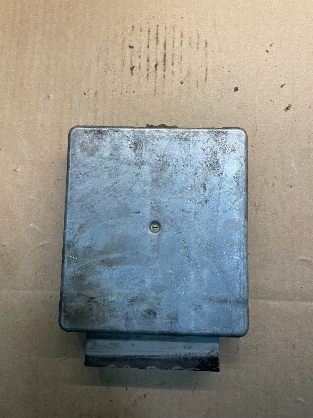 1998 1999 Ford Van E150 E250 4.6L Engine Control Module Unit ECU ECM U9185 DG2