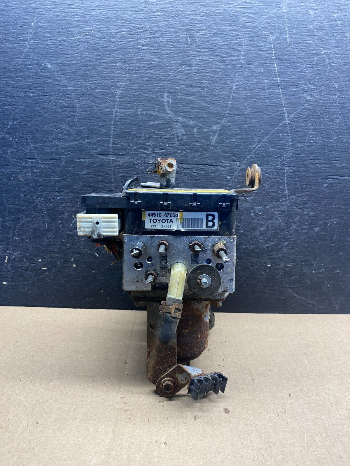 2004 - 2009 Toyota Prius ABS Brake Pump Anti Lock Module AG3885 DG1