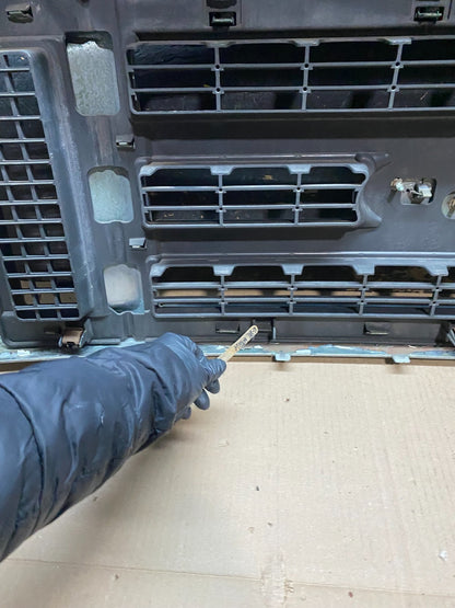 2008 to 2014 Ford Econoline E150 E250 Front Upper Chrome Grill Grille X7606 DG11