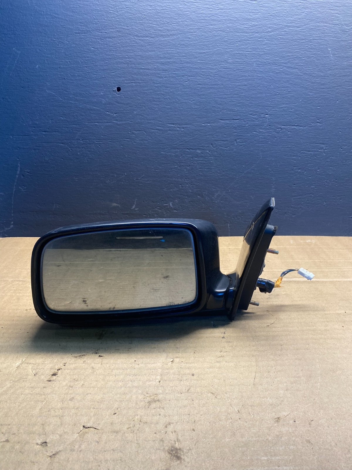 2003 - 2007 Mitsubishi Lancer Left Driver LH Side Front Door View Mirror AB70475