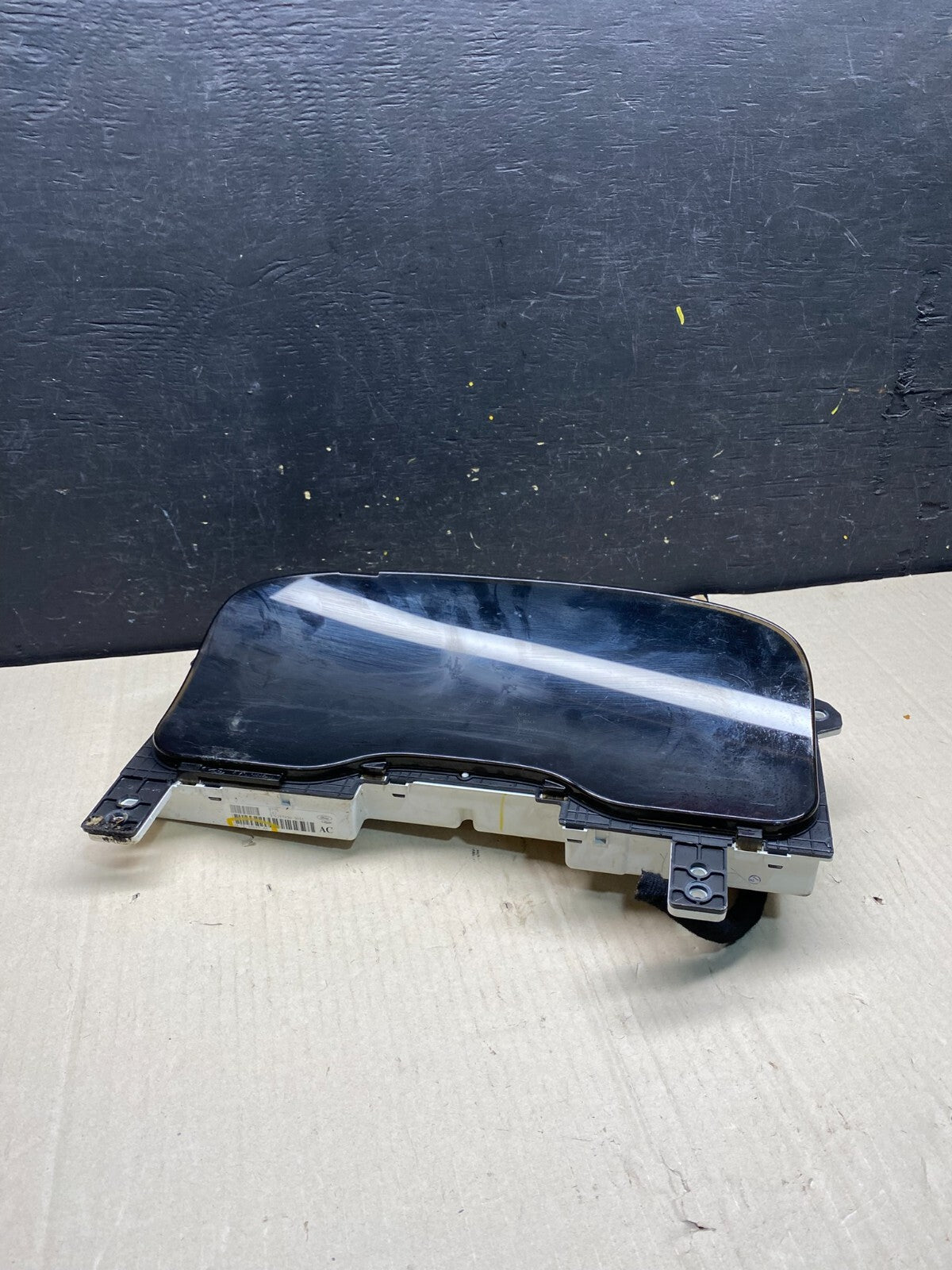 2005 to 2006  Lincoln Navigator Speedometer Gauge Cluster 6L7T-10849-AC O1652 DG4