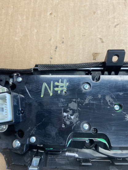 2013 to 2018 Nissan Pathfinder Radio Audio Information Control OEM AB9261 DG5